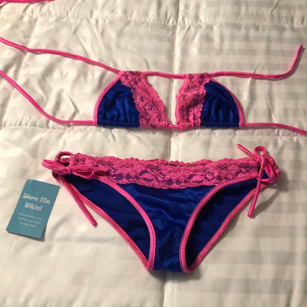 Super sexy and fun Dare Me bikini for sale!!💙💗